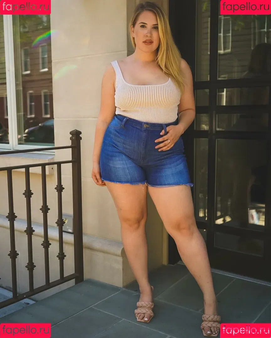 Sophie Turner Onlyfans Photo Gallery 