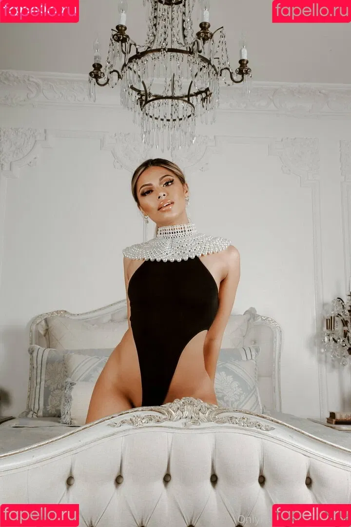 Kaitlen Onlyfans Photo Gallery 