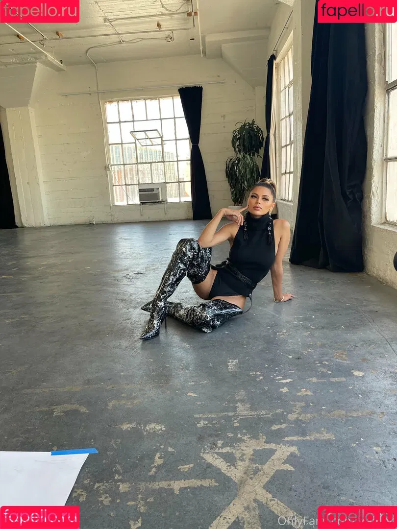 Kaitlen Onlyfans Photo Gallery 