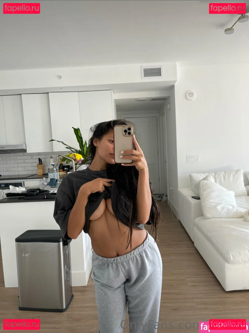 Kaitlen Onlyfans Photo Gallery 