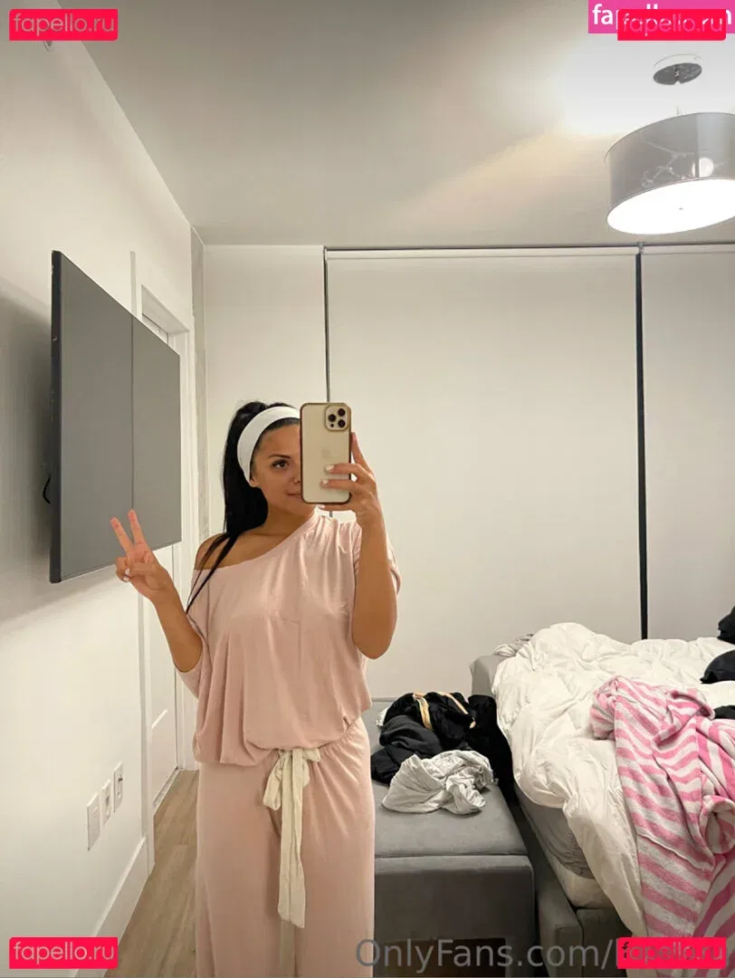 Kaitlen Onlyfans Photo Gallery 