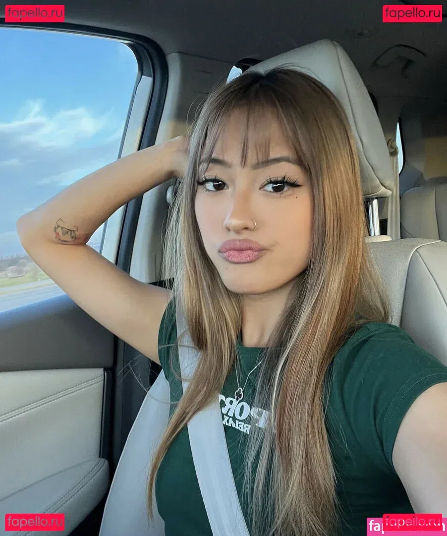 Gabby.hua Onlyfans Photo Gallery 