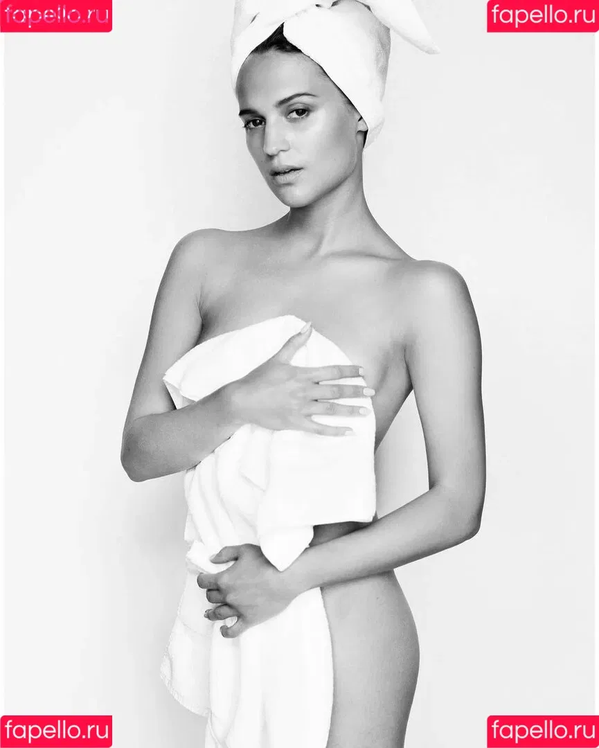 Alicia Vikander Onlyfans Photo Gallery 