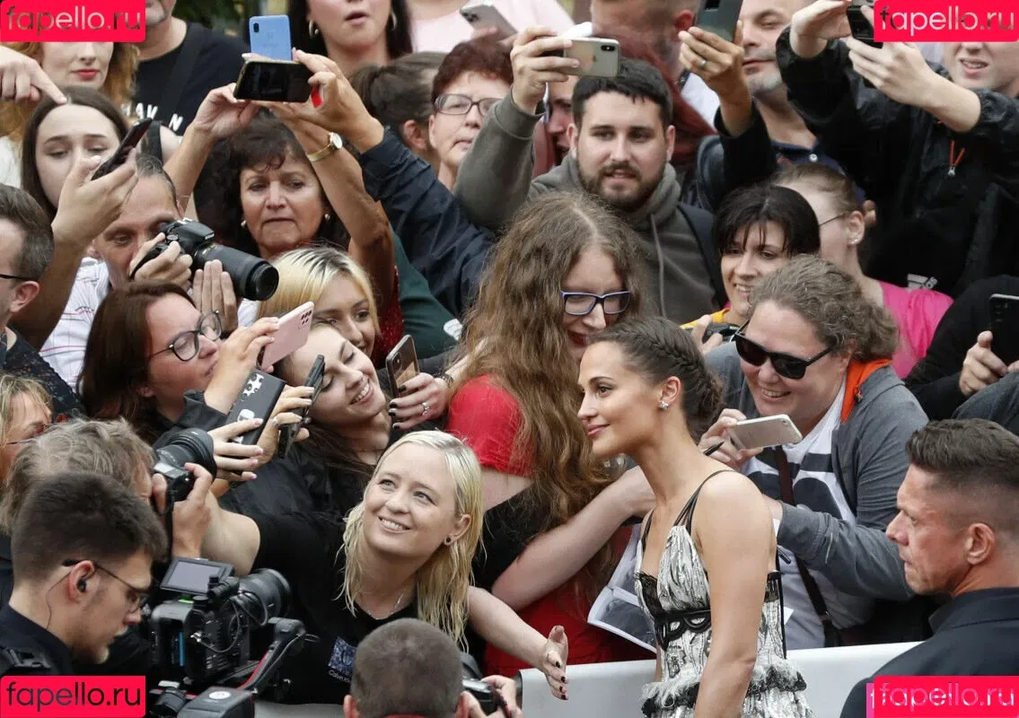 Alicia Vikander Onlyfans Photo Gallery 