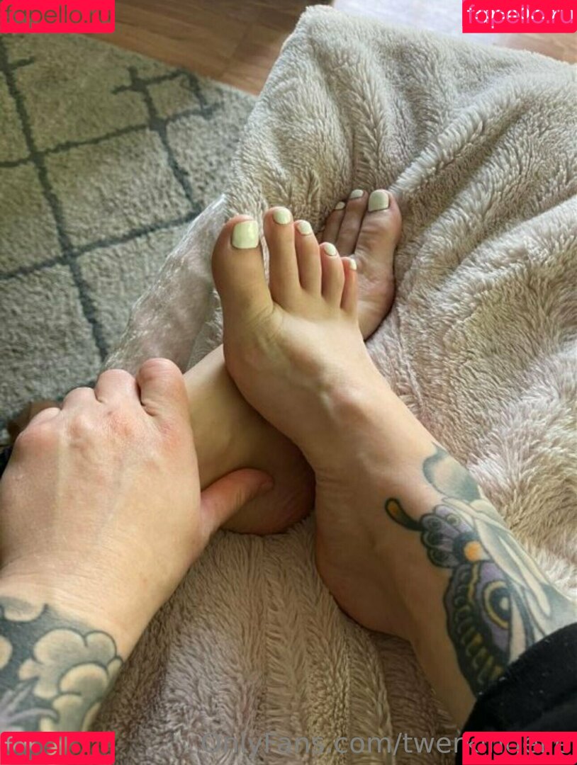 twerkingelle Onlyfans Photo Gallery 