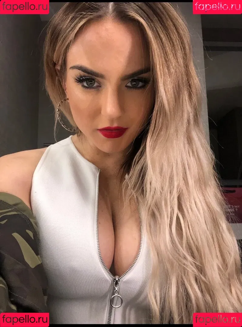 Jojo Levesque Onlyfans Photo Gallery 