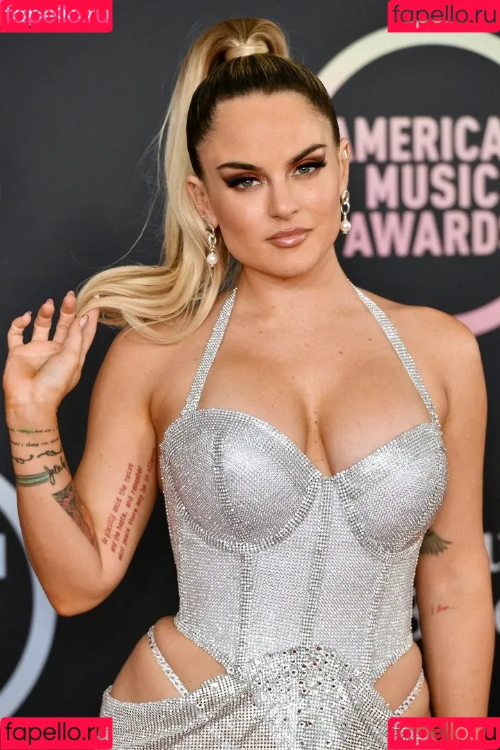 Jojo Levesque Onlyfans Photo Gallery 