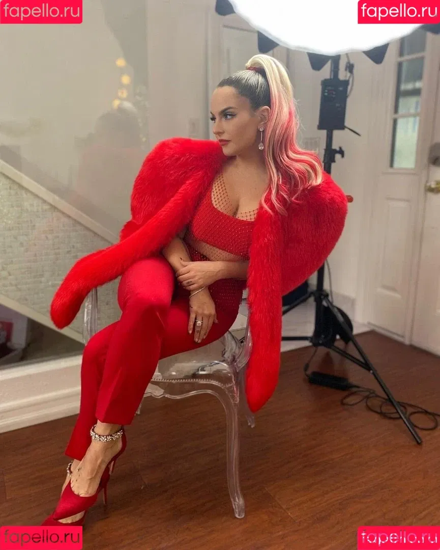 Jojo Levesque Onlyfans Photo Gallery 