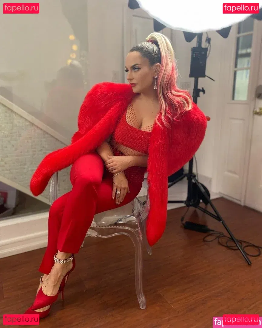 Jojo Levesque Onlyfans Photo Gallery 