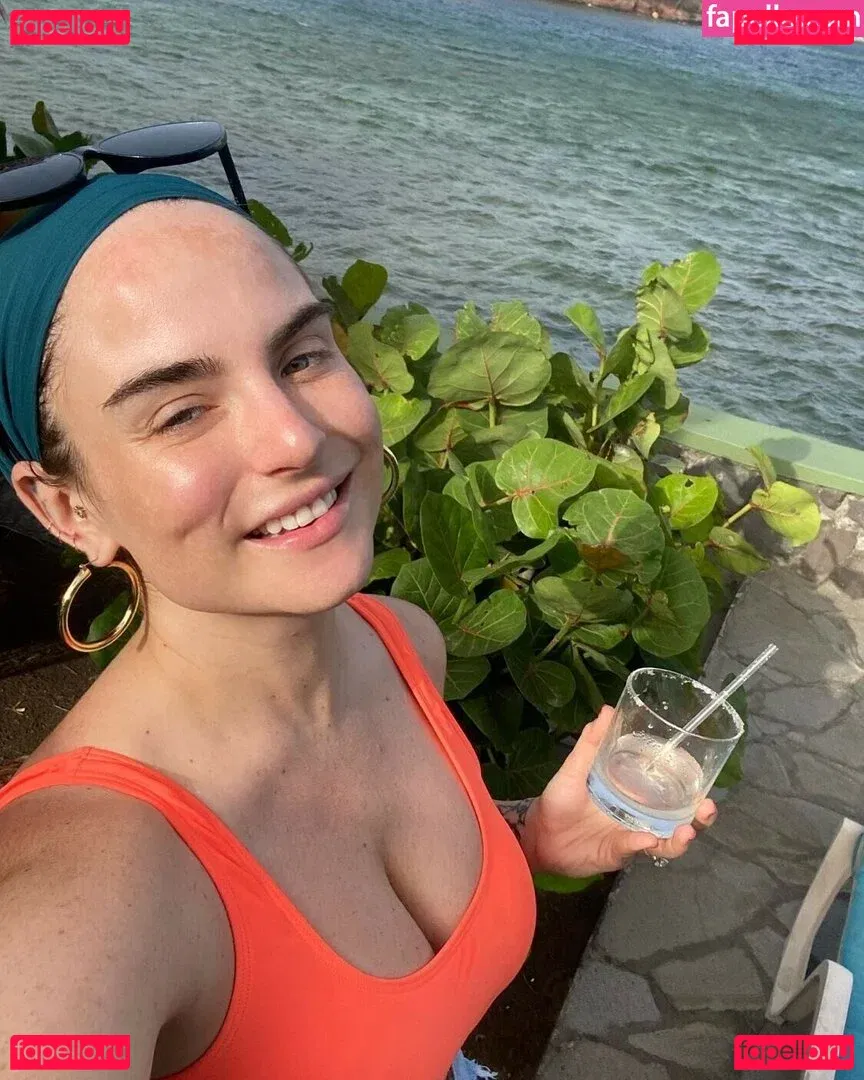 Jojo Levesque Onlyfans Photo Gallery 