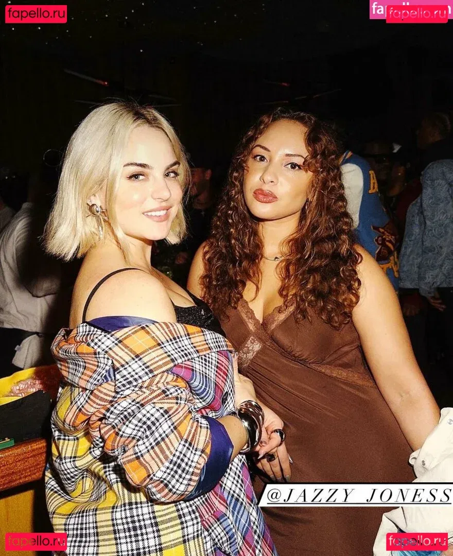 Jojo Levesque Onlyfans Photo Gallery 