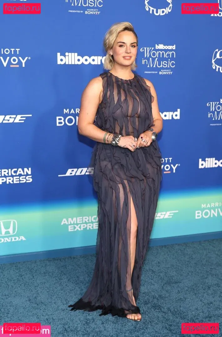 Jojo Levesque Onlyfans Photo Gallery 