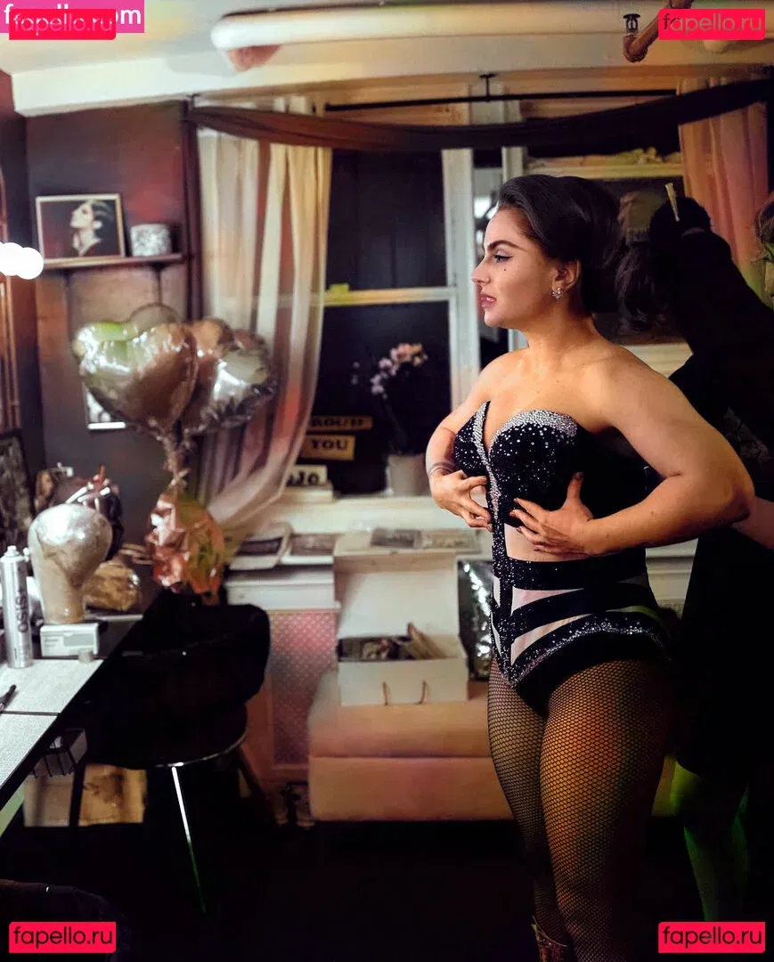 Jojo Levesque Onlyfans Photo Gallery 