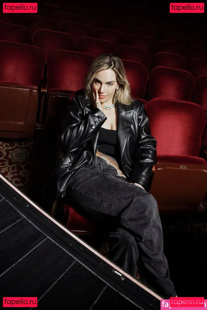 Jojo Levesque Onlyfans Photo Gallery 