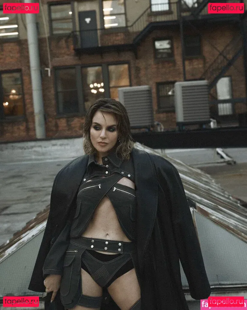 Jojo Levesque Onlyfans Photo Gallery 