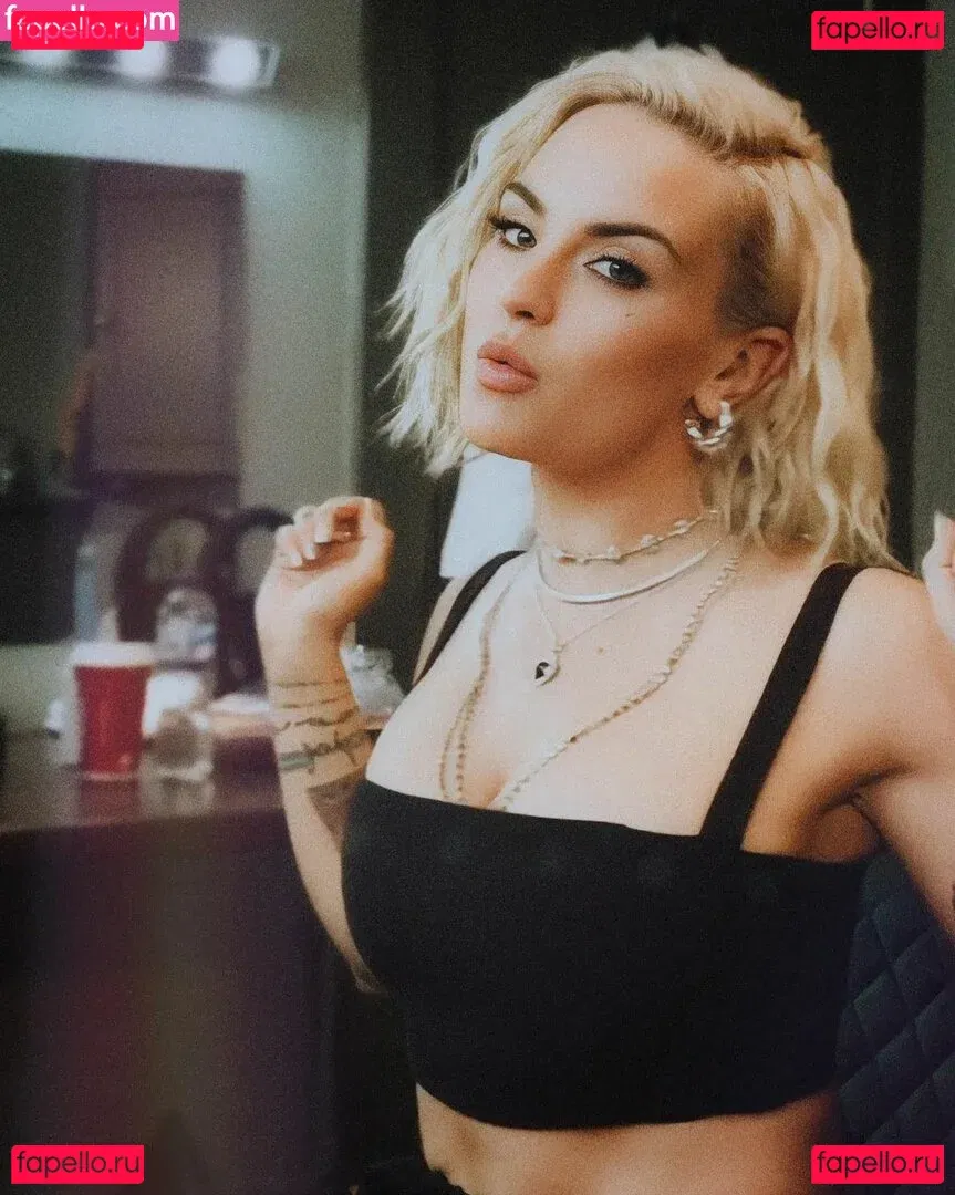 Jojo Levesque Onlyfans Photo Gallery 