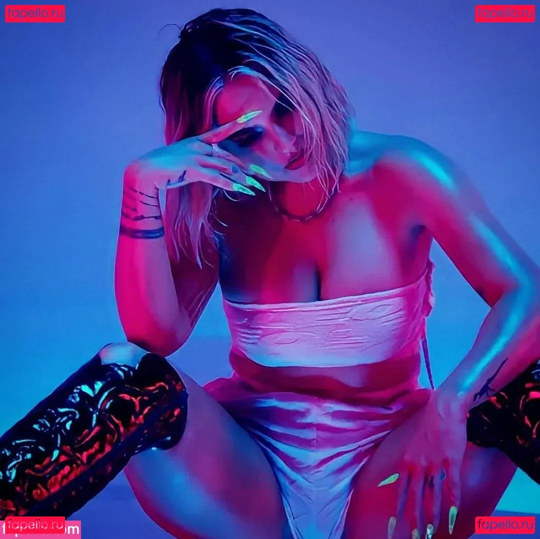 Jojo Levesque Onlyfans Photo Gallery 