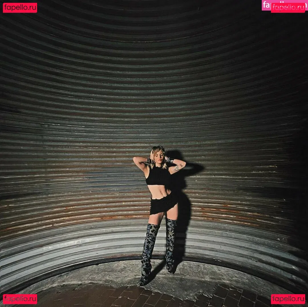 Jojo Levesque Onlyfans Photo Gallery 