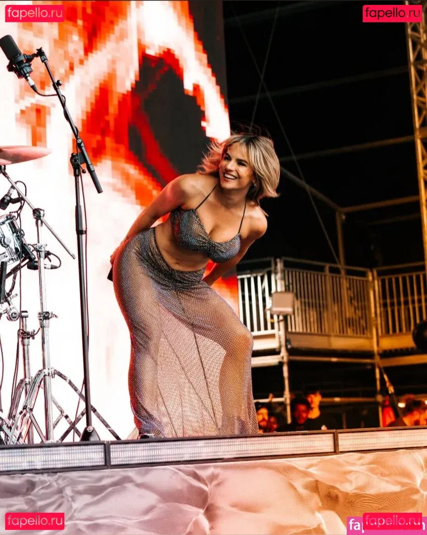 Jojo Levesque Onlyfans Photo Gallery 