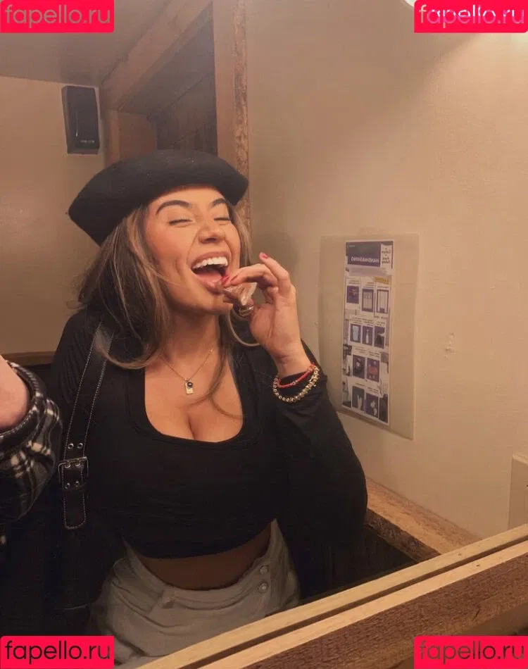Nilaiyah Rey Onlyfans Photo Gallery 