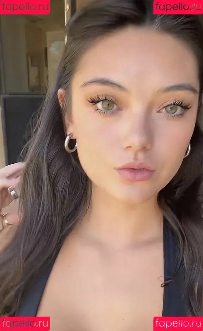 Kaitlyn Nguyen Onlyfans Photo Gallery 