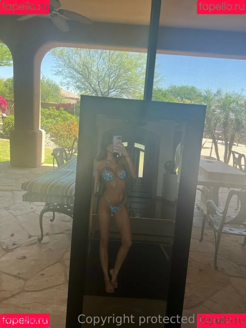 Kaitlyn Nguyen Onlyfans Photo Gallery 