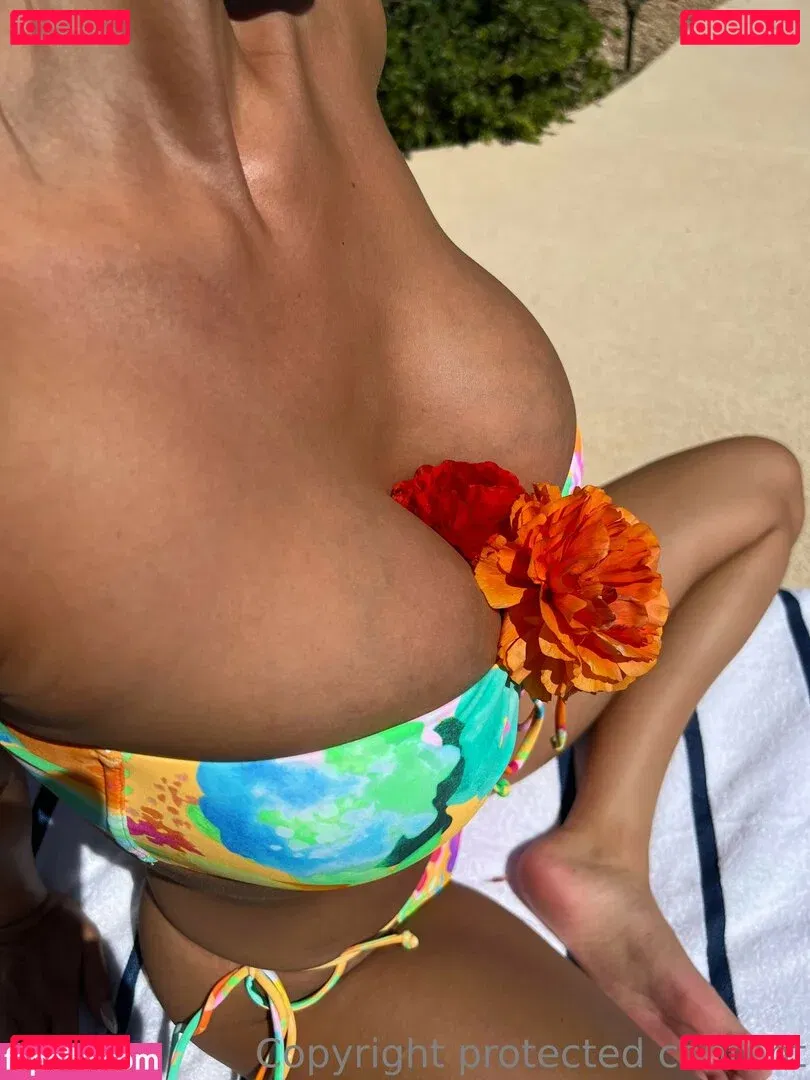 Kaitlyn Nguyen Onlyfans Photo Gallery 