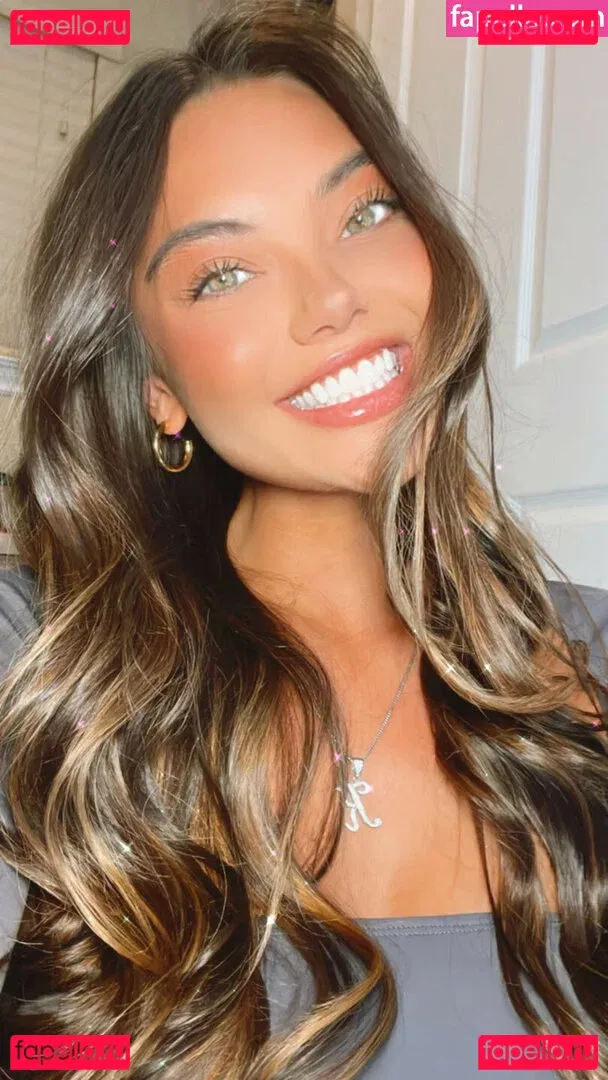 Kaitlyn Nguyen Onlyfans Photo Gallery 