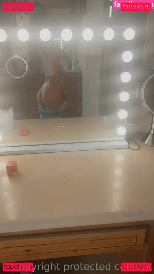 Kaitlyn Nguyen Onlyfans Photo Gallery 