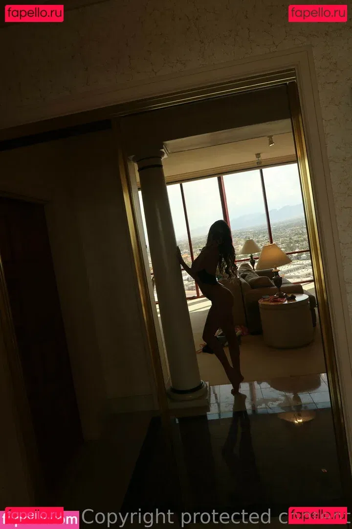 Kaitlyn Nguyen Onlyfans Photo Gallery 