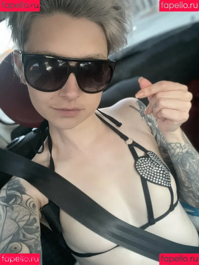 Poisonne Onlyfans Photo Gallery 