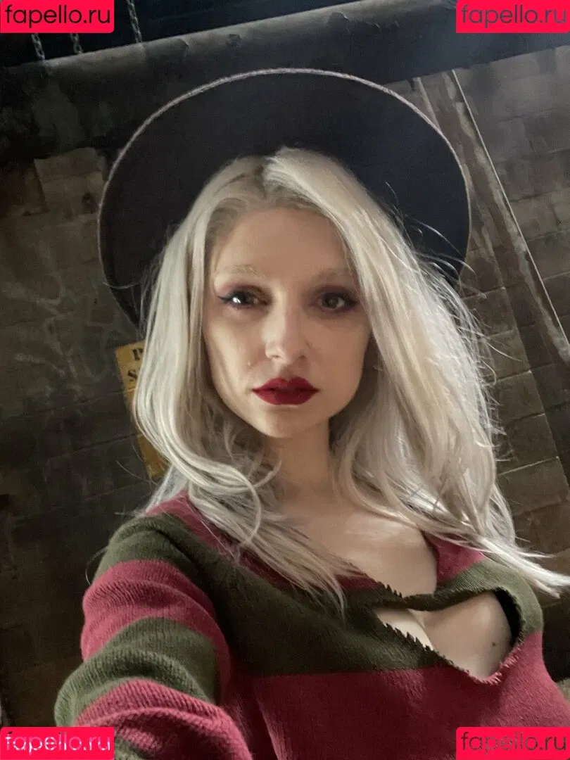 Poisonne Onlyfans Photo Gallery 