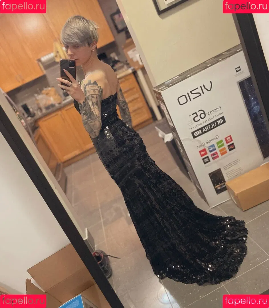 Poisonne Onlyfans Photo Gallery 