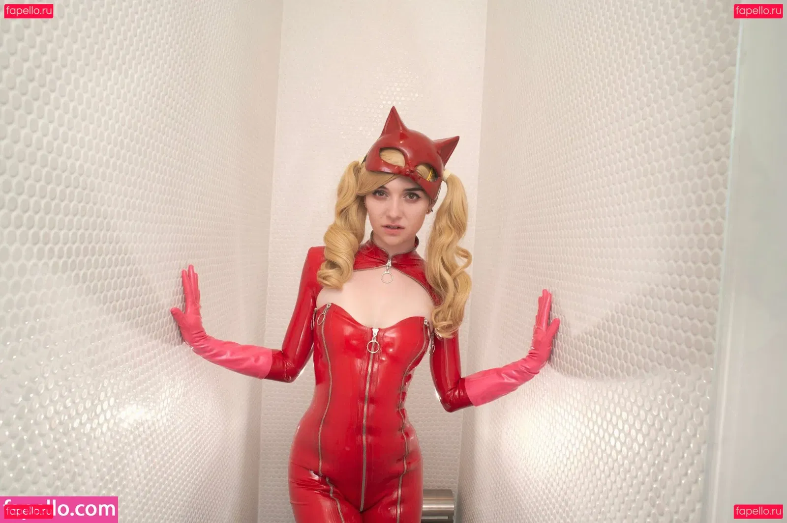 Poisonne Onlyfans Photo Gallery 