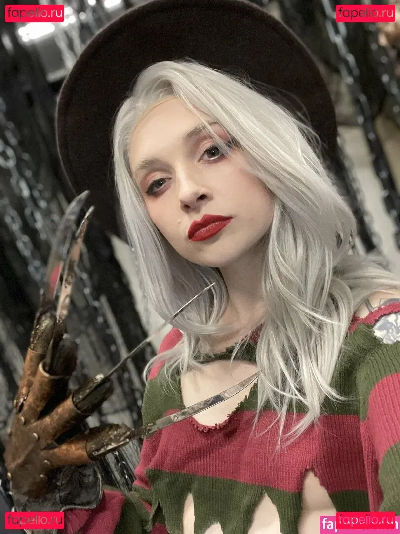 Poisonne Onlyfans Photo Gallery 