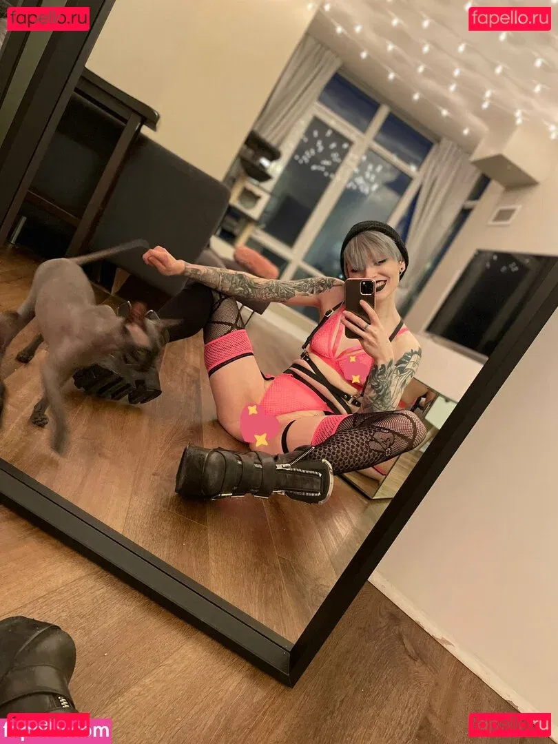 Poisonne Onlyfans Photo Gallery 