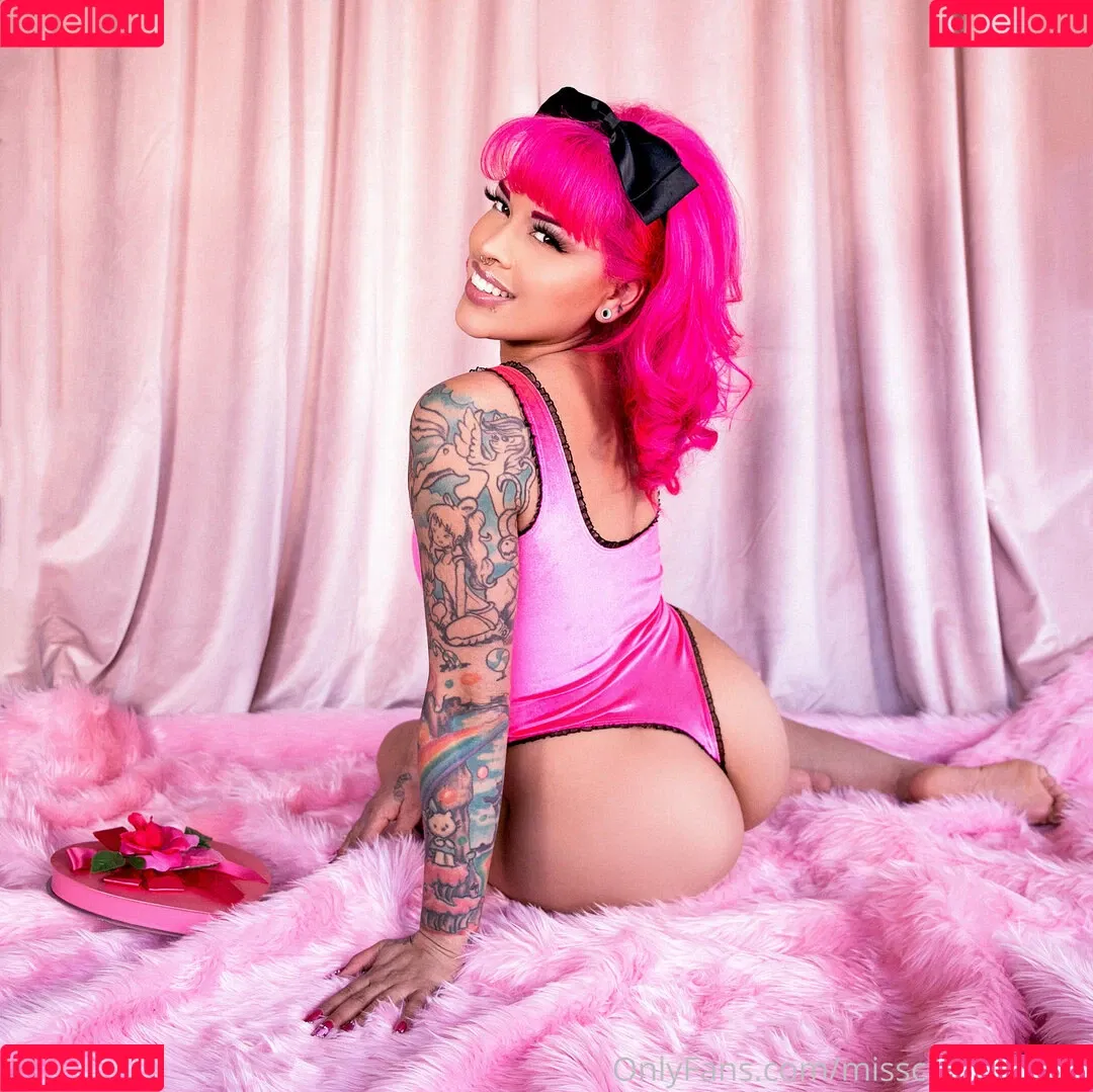 misscharliepearl Onlyfans Photo Gallery 