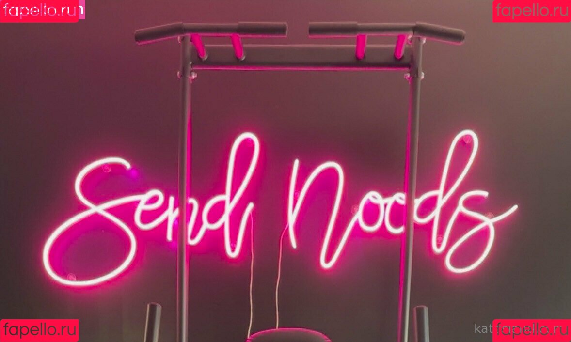 kattinthehatfree Onlyfans Photo Gallery 