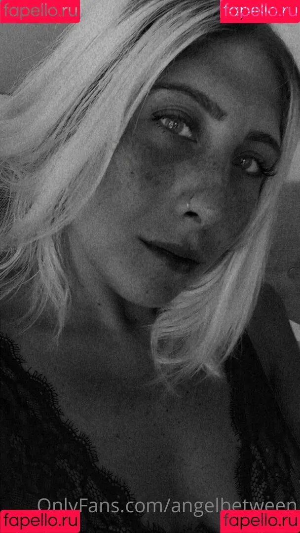 angelbetween Onlyfans Photo Gallery 