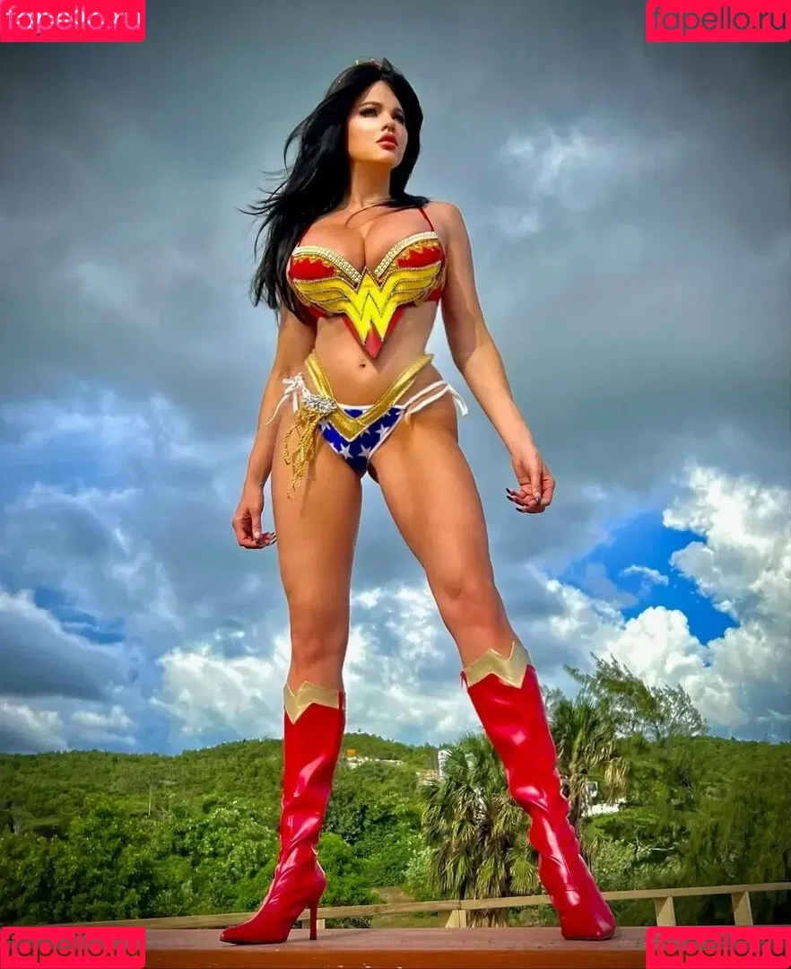 Dana Hamm Onlyfans Photo Gallery 