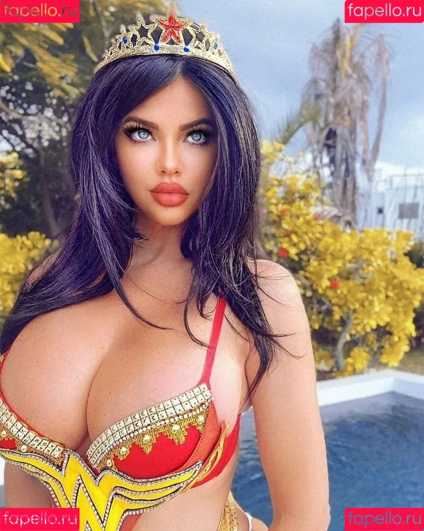 Dana Hamm Onlyfans Photo Gallery 