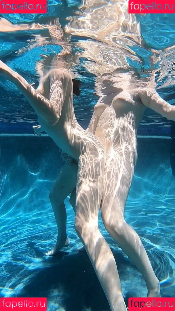 pissqu33n Onlyfans Photo Gallery 