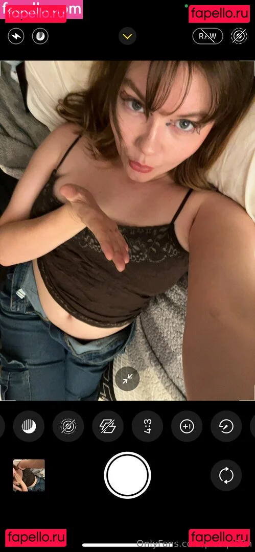 pissqu33n Onlyfans Photo Gallery 