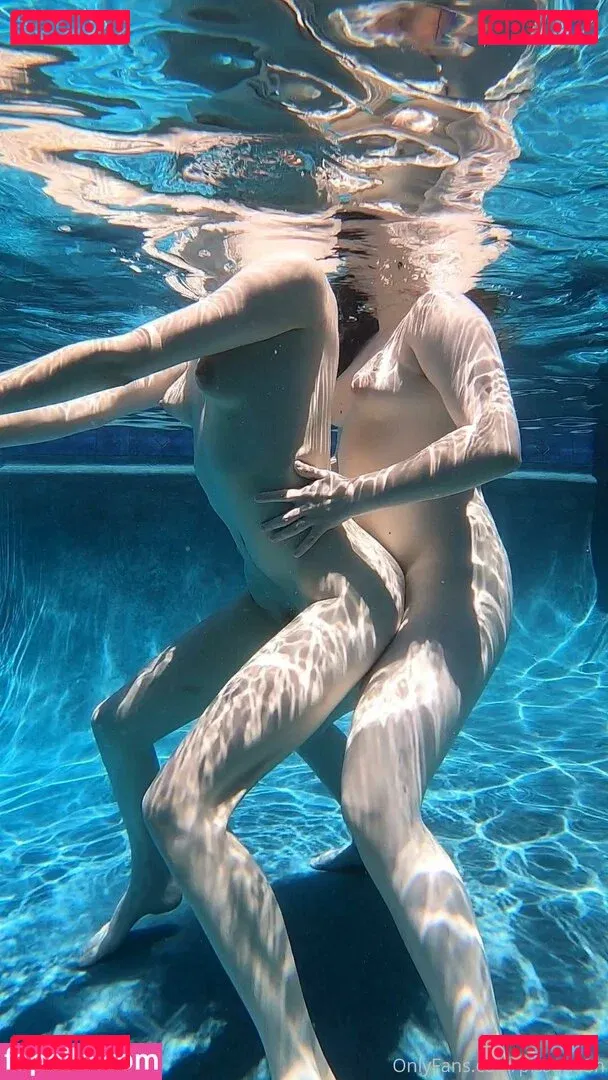 pissqu33n Onlyfans Photo Gallery 