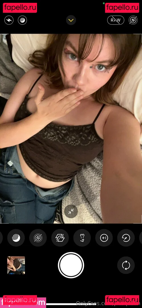 pissqu33n Onlyfans Photo Gallery 