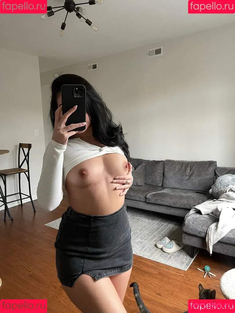 aakari Onlyfans Photo Gallery 