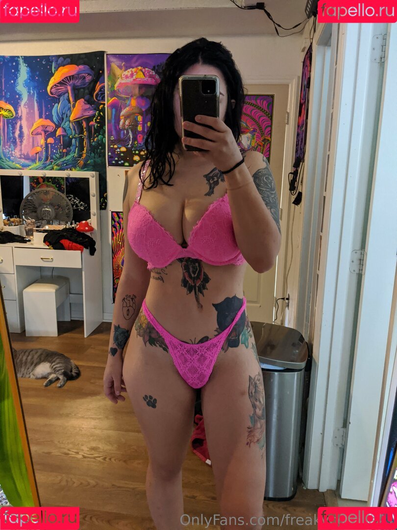 freakycouple21 Onlyfans Photo Gallery 