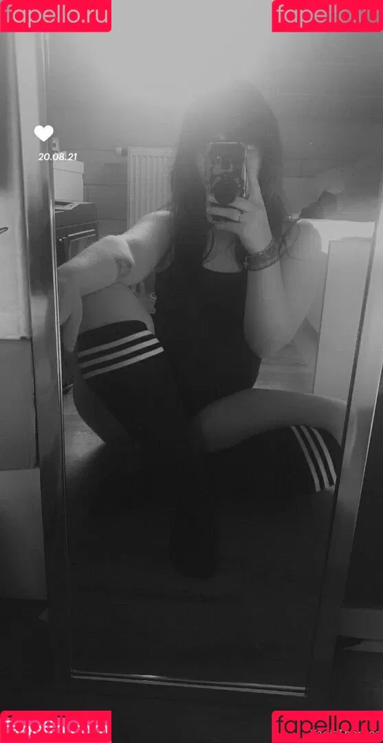 Yadisthantos Onlyfans Photo Gallery 