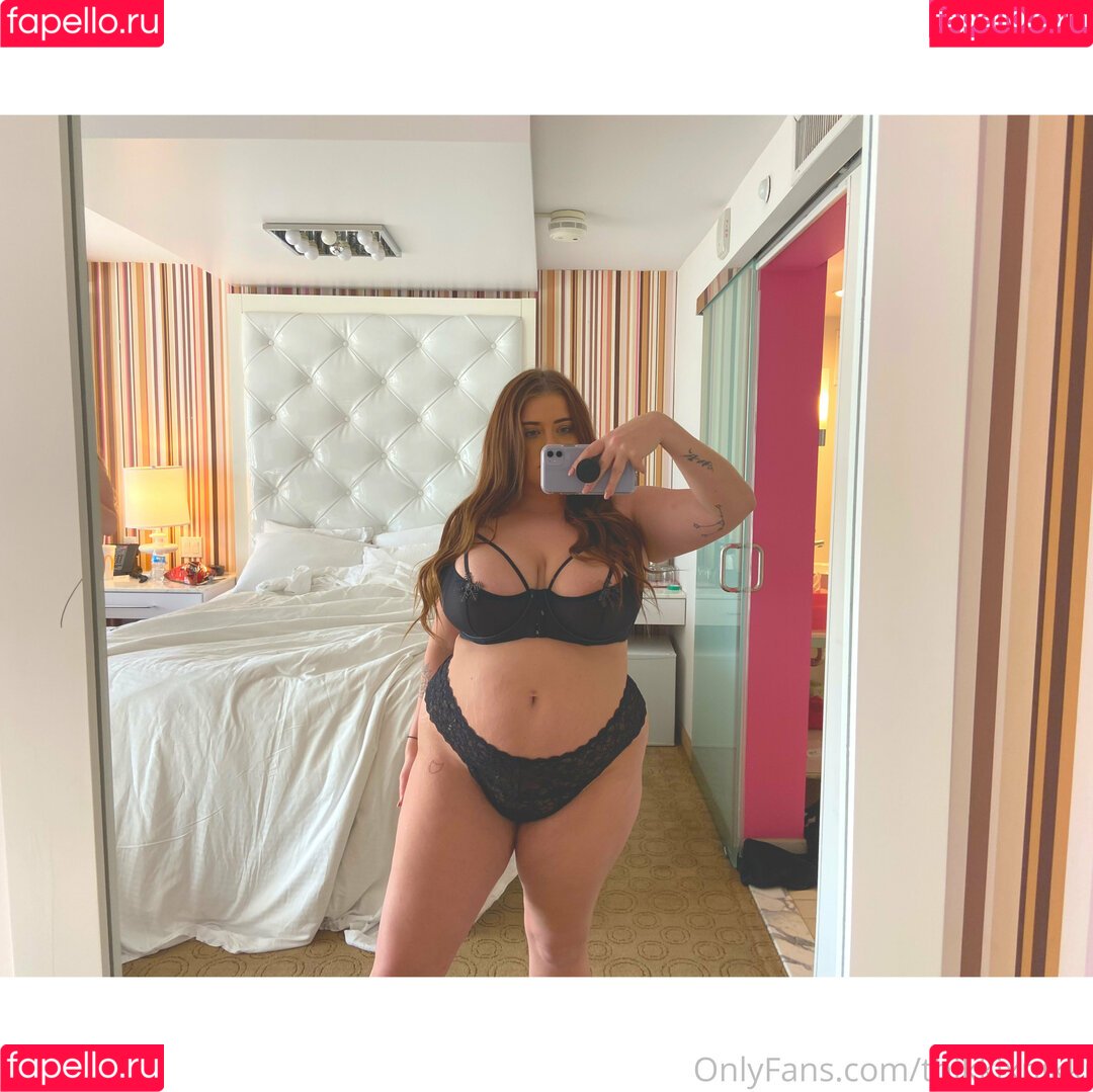 thikkixnikki Onlyfans Photo Gallery 
