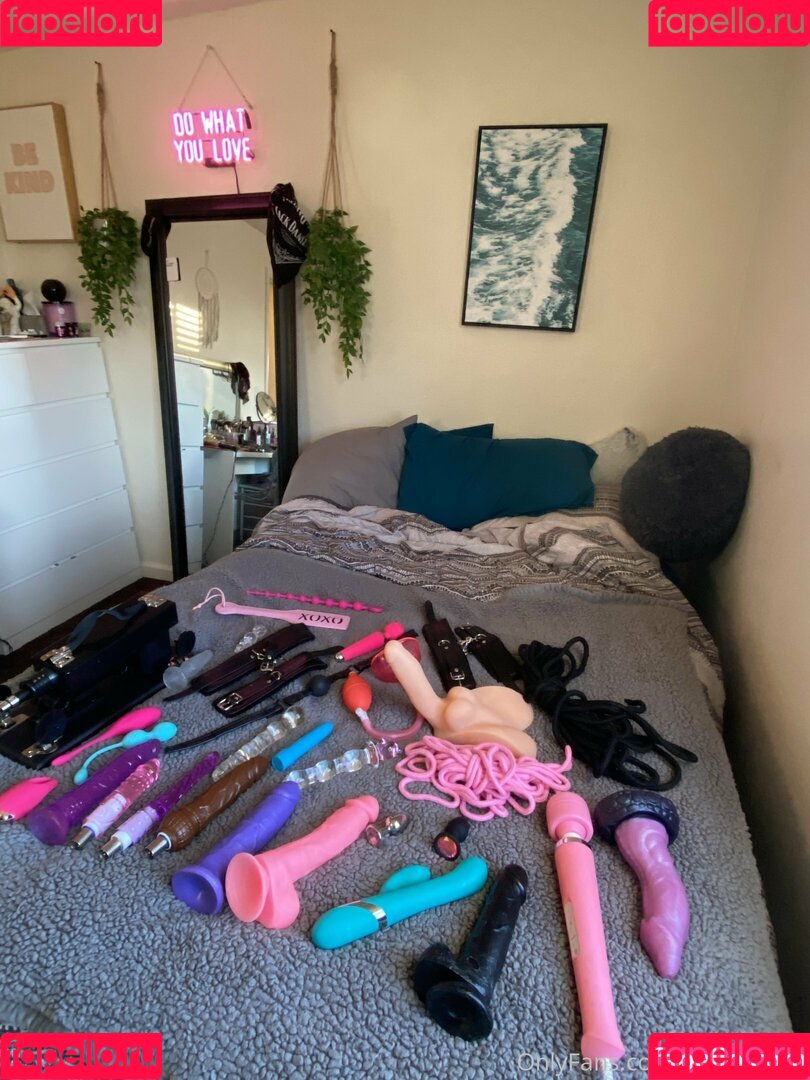 thikkixnikki Onlyfans Photo Gallery 